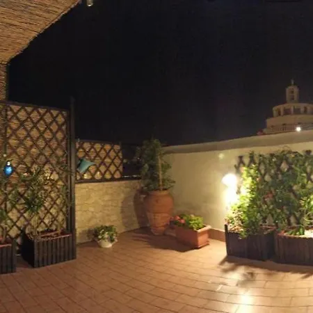 House Solesiculo Syracuse