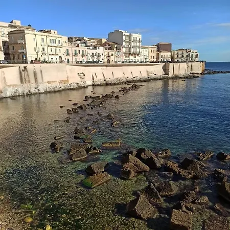 House Solesiculo * Syrakuzy